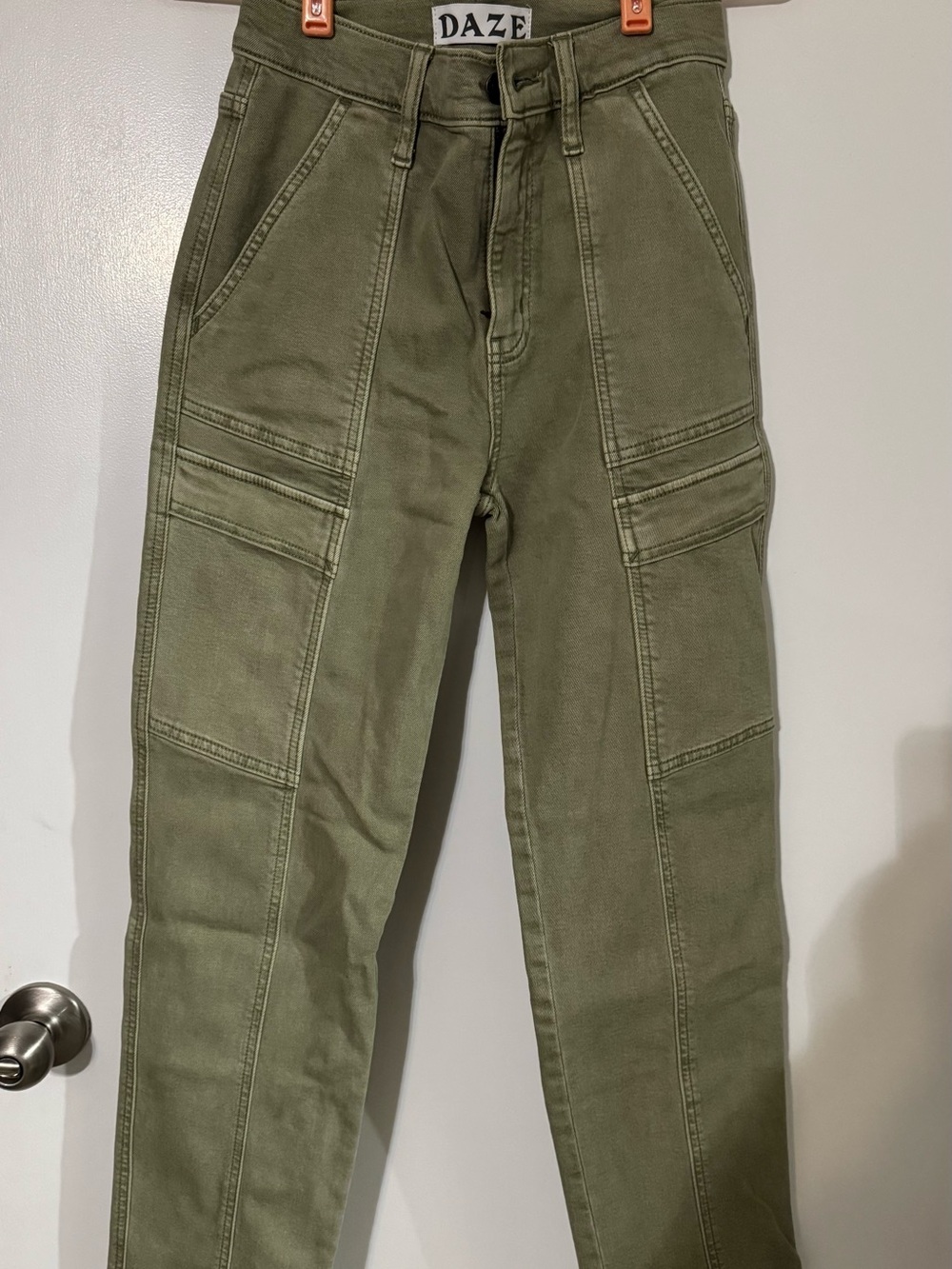 DAZE Women's Olive Utility Cargo Pants